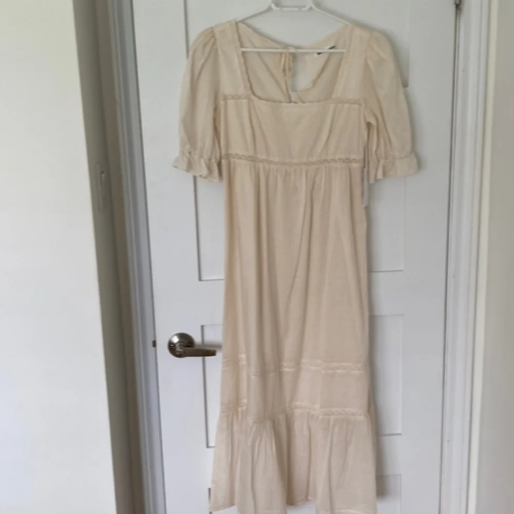 Reformation Bekkah Dress - Picture 6 of 8